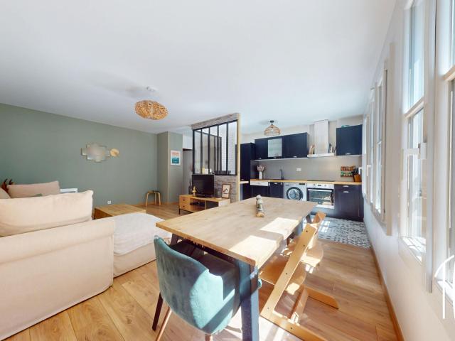EXCLUSIVITE THIAIS 3 pièces de 64 m2 Balcon et Parking