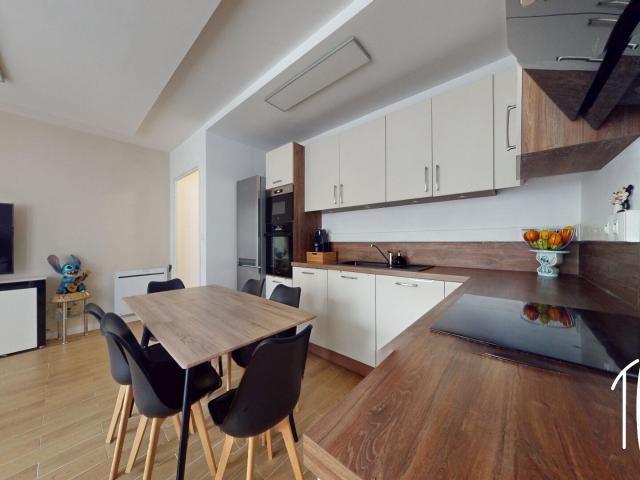 EXCLUSIVITE THIAIS 4 PIECES BALCON BOX QUARTIER APOLLONIA