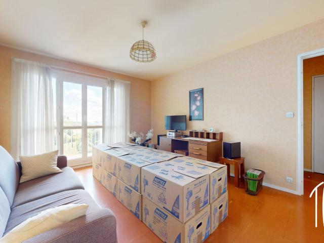 EXCLUSIVITE THIAIS PERRUCHET T2 BALCON PARKING CAVE