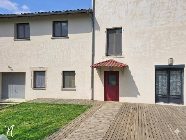 EXCLUSIVITÉ Maison familiale avec cachet 4 chambres + bureau Terrain 513 m2