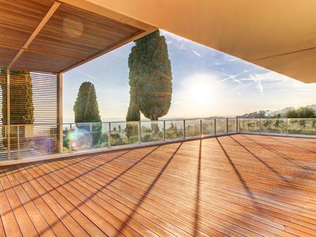 Exclusivité: un appartement 3P de 100 m2 avec une terrasse et vue mer
