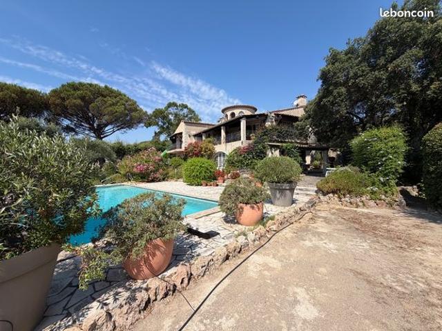 EXCLUSIVITE vente villa provençale golf de beauvallon grimaud