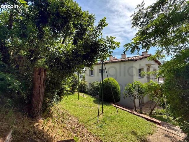 EXCLUSIVITÉ VENTE BLAGNAC Sud Maison individuelle T6 avec Garage et Annexes
