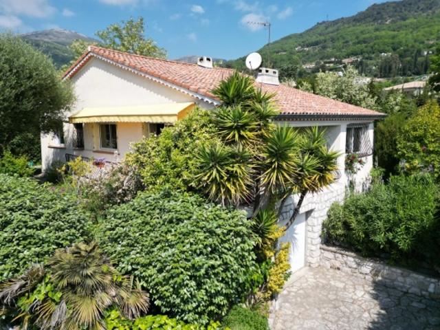 Exclusivité Vence / Maison 4 5 pièces de 93m² Carrez + 50 de sous sol