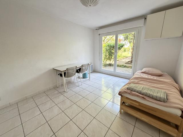 Exclusivité  Vendu libre T1 meublé 21m2 St Michel, Rue Soufflot