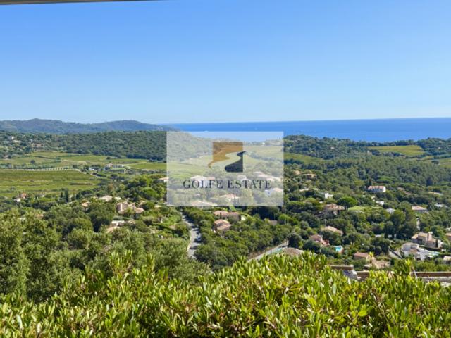 EXCLUSIVITÉ: Villa 5 chambres, vue panoramique mer