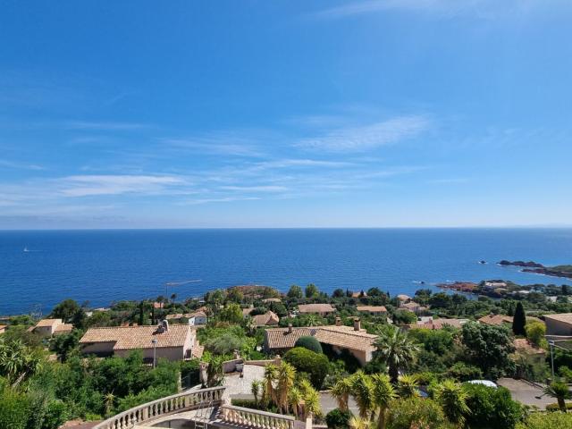 Exclusivite Villa vue mer panoramique. 130m² Agay