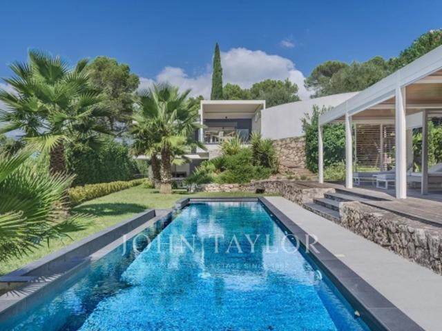 Exclusivité: Villa contemporaine au calme absolu