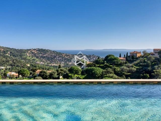 Charmante villa rénovée avec vue mer