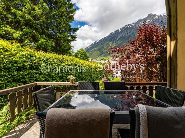Exclusivité VILLA LOPPE
