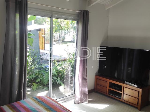 Exclusivite ZEOPIE Immobilier: bungalow avec terrasse et ja