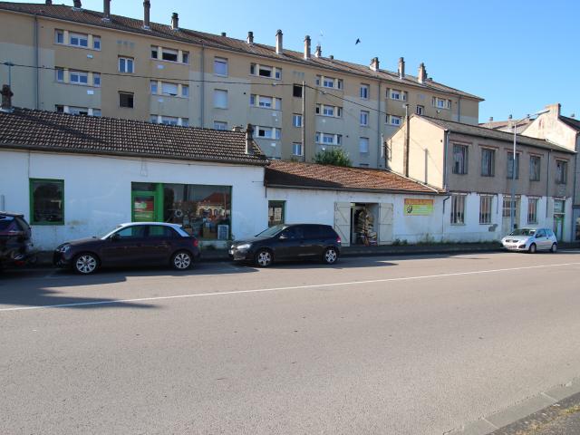 EXCLUSIVITE à AUTUN, immeuble à usage commercial en emplacement No1