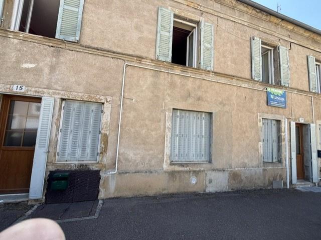 EXCLUSIVITE à AUTUN,2 apopartements, cave, jardin privatif et greniers