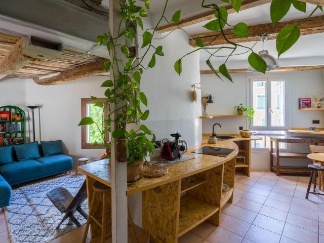 Exclusivité à Forcalquier, Maison de village 140 m² avec ter. 140m² Forcalquier