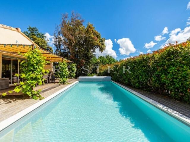 Exclusivité à Roussillon, maison contemporaine avec piscine