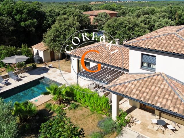 EXCLUSIVITE. A vendre, magnifique villa contemporaine avec p. 130m² Uzès