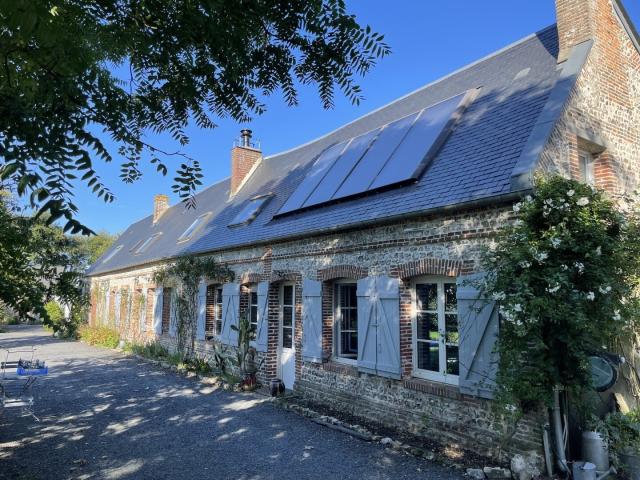 EXCLUSIVITÉ ANCIENNE FERME CAUCHOISE AVEC VUE MER