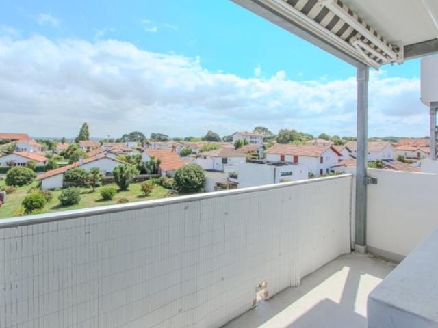 EXCLUSIVITÉ ANGLET AUX PORTES DE BIARRITZ APPARTEMENT T3 BALCON – GARAGE CAVE