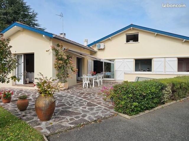 EXCLUSIVITÉ Anglet Stella Maris / Maharin Villa 4 chambres ±120 m² Terrain plat ±718 m² 750.000