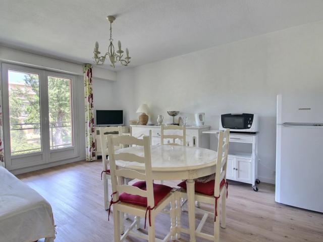 EXCLUSIVITÉ APPARTEMENT 1 CHAMBRE PLAGE À 50M ACCÈS PRIVÉ