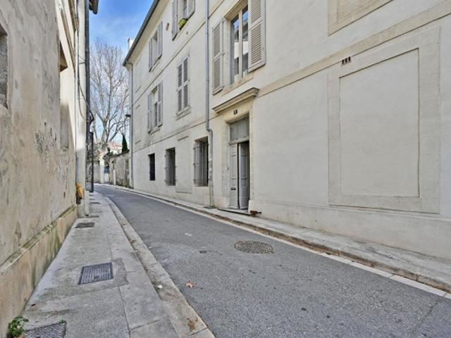 EXCLUSIVITE Appartement 1 pièce 41.52 m2 AVIGNON INTRA MUROS