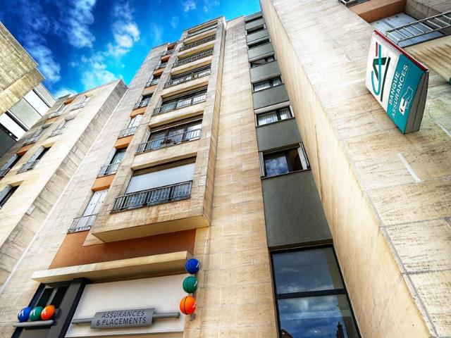 EXCLUSIVITE: Appartement 3 chambres au centre ville dans résidence Fourcault