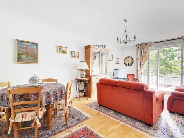 Exclusivité Appartement 3 pièces Place de la Colonne