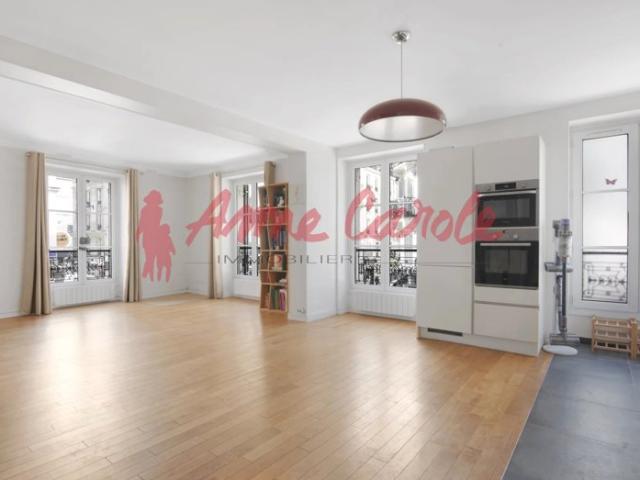 Exclusivité Appartement de 3 pièces de 73 m2 à l'angle des