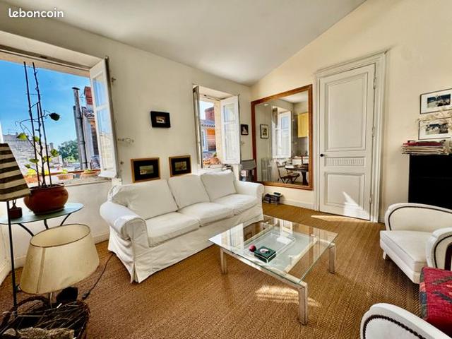 Exclusivité – Appartement de charme aux portes du Jardin Public