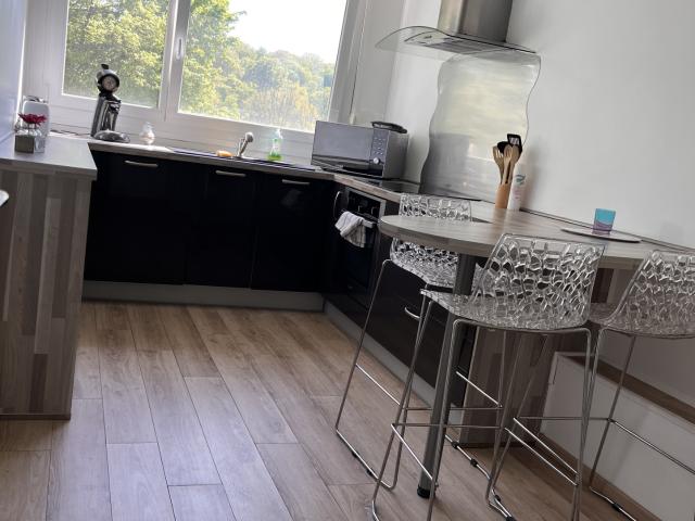 EXCLUSIVITÉ: APPARTEMENT F3 avec Gd BALCON 79m2 AUDINCOURT ARBOUANS