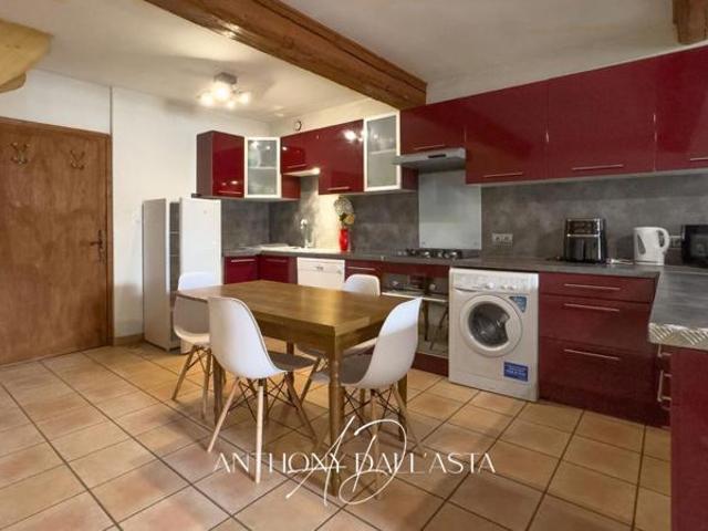 EXCLUSIVITÉ Appartement meublé 2 chambres salon cuisine salle d'eau wc