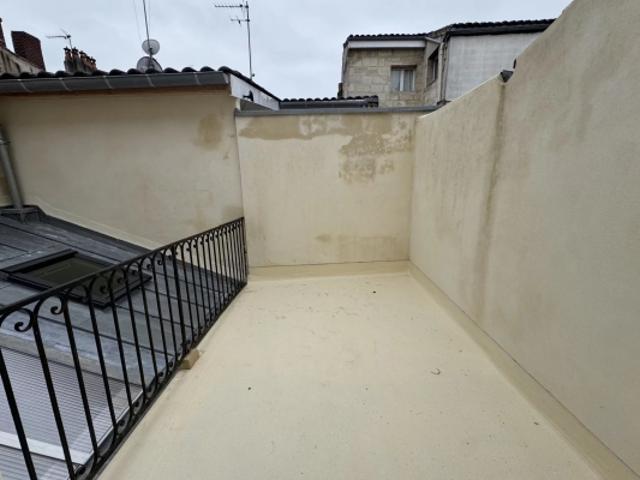 EXCLUSIVITE AppartementT3 terrasse coeur Chartrons