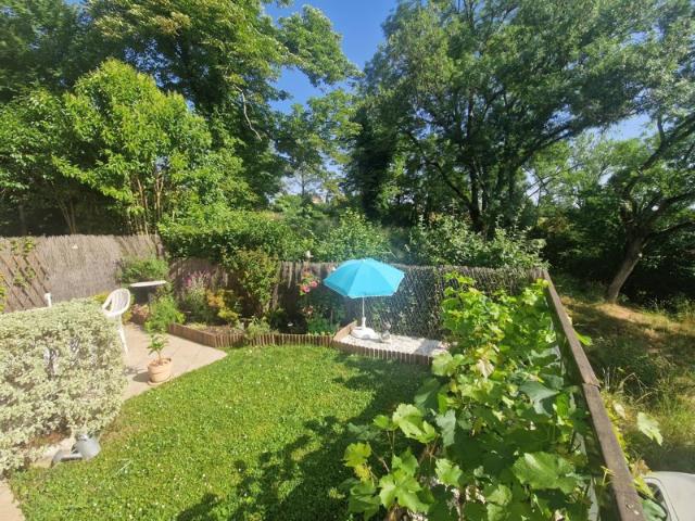 AUCH Quartier calme Bel appartement T3 avec jardin