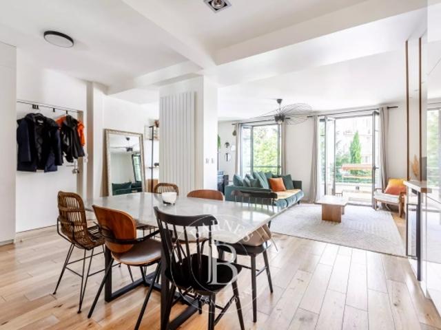 Exclusivité Barnes Boulogne Centre Appartement trois pièces de 74m2 avec balcon sur jardin