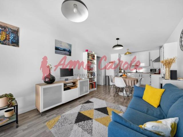 Exclusivité Bel appartement de 2 pièces de 49 m2 dans un i