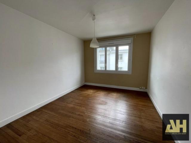 EXCLUSIVITE BREST SIAM APPARTEMENT T3 DE 63 M² DERNIER ETAGE PETITE COPROPRIETE