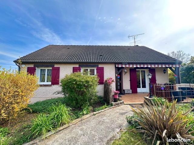 EXCLUSIVITE C21 VILLEMANDEUR 5 mn à pied du centre ville 4chambres