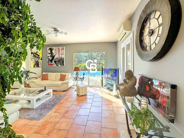 Exclusivité Callas Bastide Provençale à l’élégance bourg. 200m² Callas
