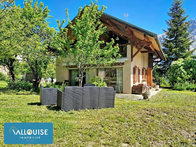 EXCLUSIVITÉ: CHALET DE CHARME À PUY SAINT VINCENT LES PRÉS