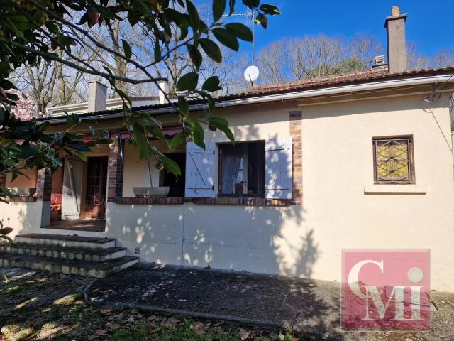 Exclusivité ! Charmante maison à rénover sur 632 m²