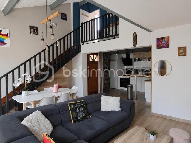 EXCLUSIVITÉ – Charmante maison rénovée avec terrasse