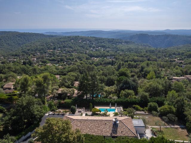 EXCLUSIVITE CONTEMPORAINE VUE MER PANORAMIQUE