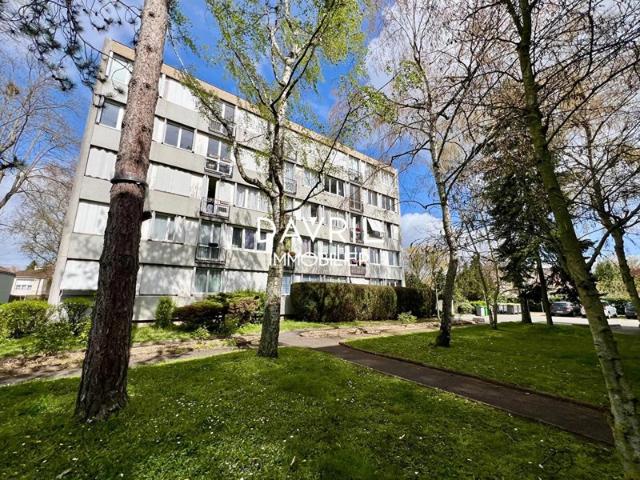 EXCLUSIVITÉ ! CONFLANS SAINTE HONORINE: RÉSIDENCE LES CHAMPS GAILLARD ! ACCÈS RAPIDE AUX GARES SNCF & RER A ! A DEUX PAS DES ÉCOLES & COMMERCES
