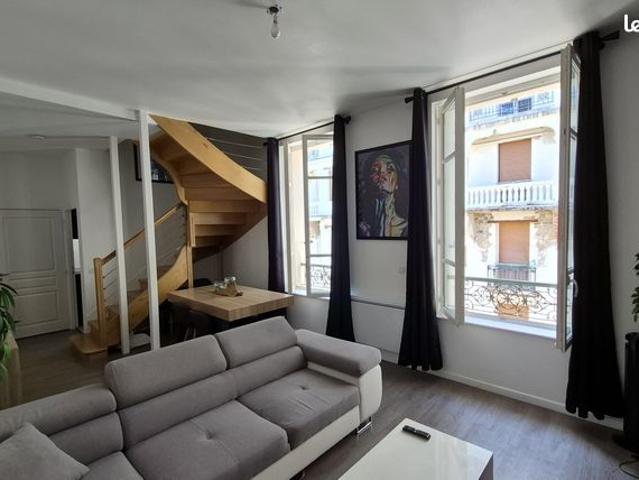 Exclusivité, coup de coeur Duplex parcs/opéra, état neuf, denier étage