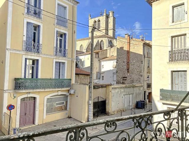 Exclusivité Cœur historique de Béziers Bel appartement duplex de 127m² habitables avec balcon et loggia