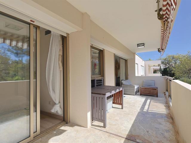 EXCLUSIVITÉ – Dernier étage – Résidence de standing avec pis. 40m² Antibes