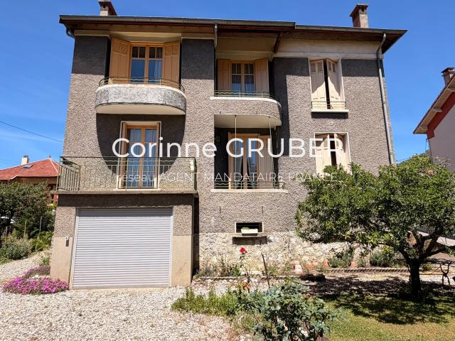 EXCLUSIVITÉ DIGNE LES BAINS – HYPER CENTRE – MAISON DE 142 M² SUR 504 M² DE TERRAIN