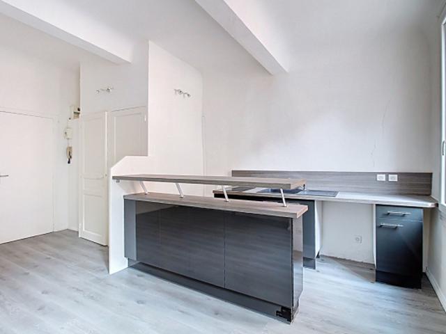 EXCLUSIVITÉ DRAGUIGNAN Appartement Studio CENTRE VILLE