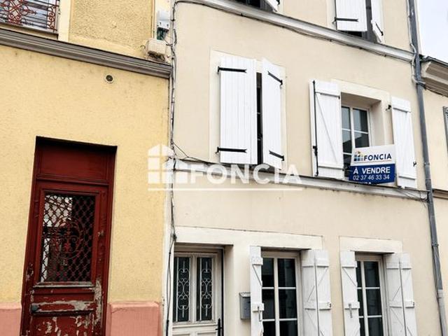 EXCLUSIVITÉ DREUX CENTRE VILLE et PROCHE GARE. IDÉAL 1ère ACQUISITION OU INVESTISSEUR