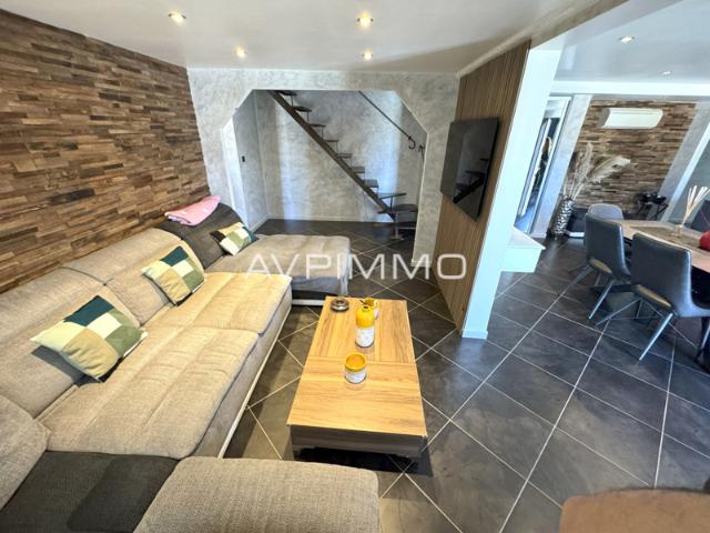 EXCLUSIVITE Duplex 148 m2 Saint Cyr sur Mer centre Terra
